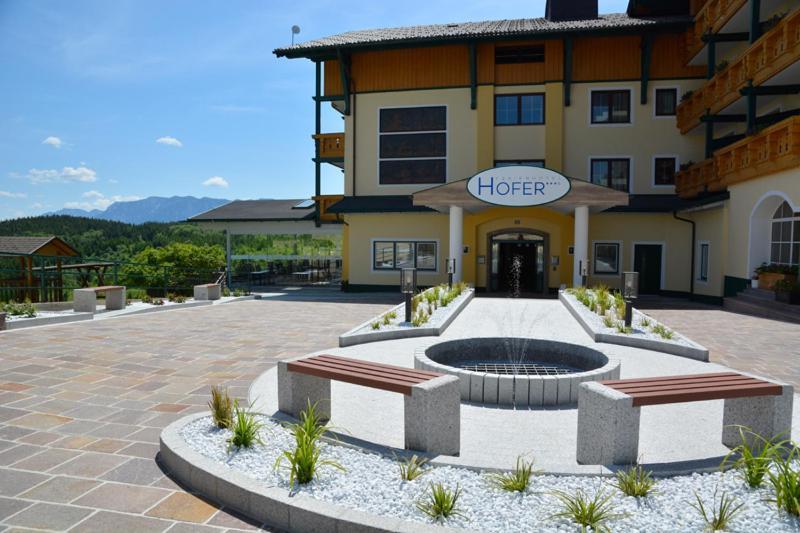 Ferienhotel Hofer Superior Strass im Attergau Exteriör bild